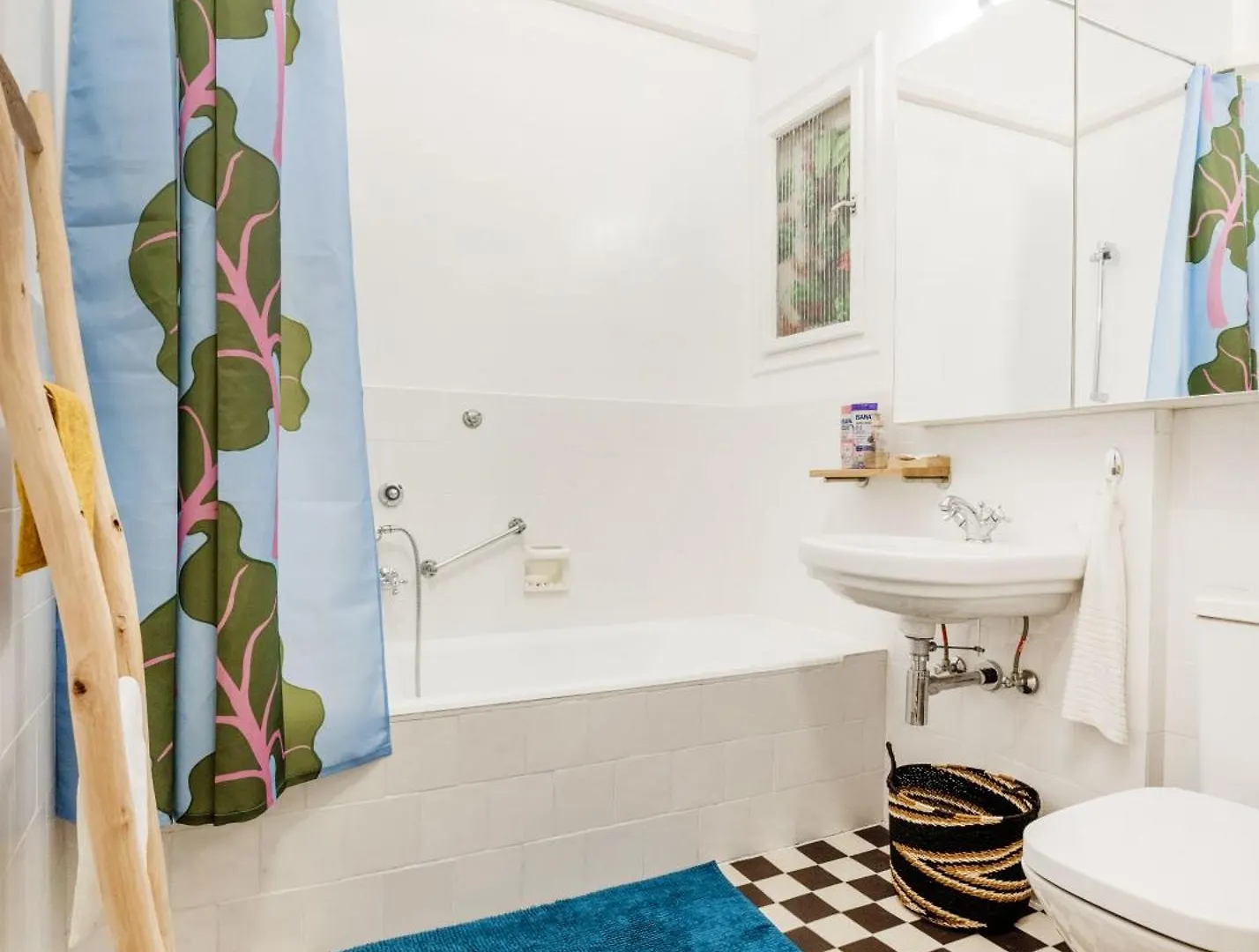 Chic Flat In Heritage Area Near The City Center Budapest Apartment