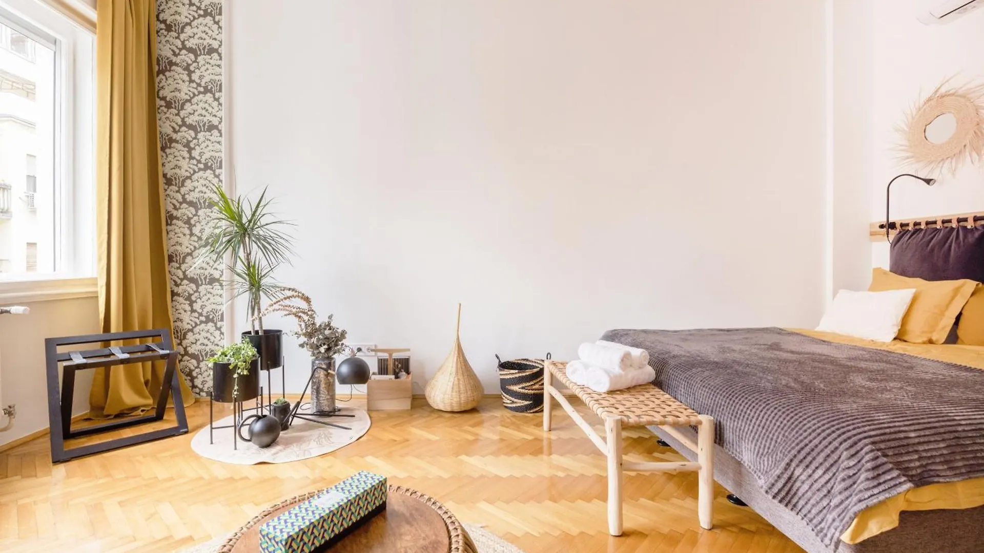 Apartment Chic Flat In Heritage Area Near The City Center Budapest Hungary