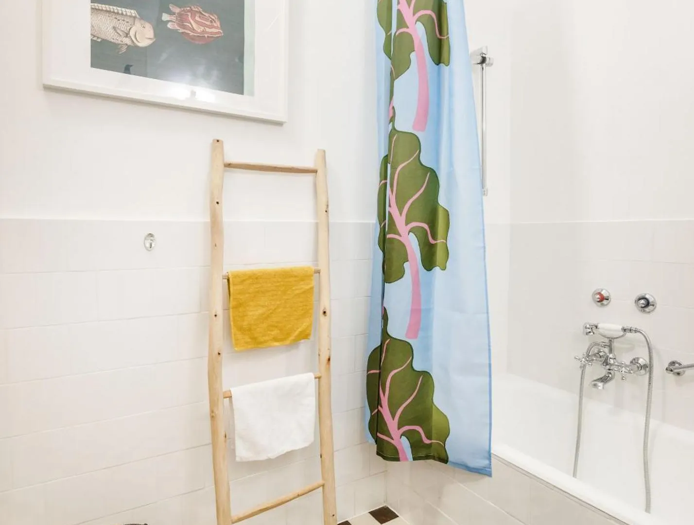 Apartment Chic Flat In Heritage Area Near The City Center Budapest Hungary